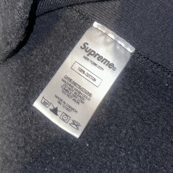 SUPREME World Famous Silver Sequin Logo Hoodie - Picture 10 of 10